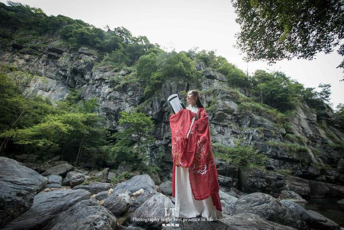 金晨，嫁不出去的真正原因是过高要求！真相泣人婚姻条件？