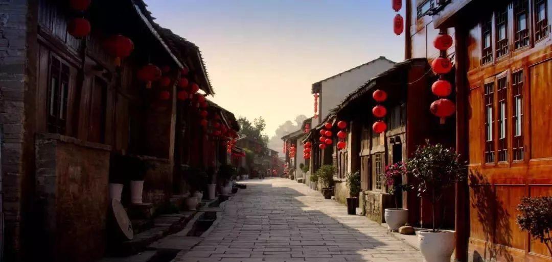 西方人疑惑,为何中国人从来不提血统?中国人:哪家祖上没阔过!