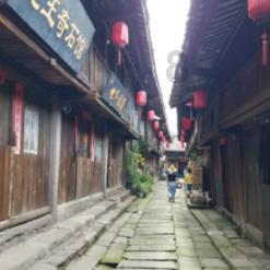 【券商聚焦】第一上海升新东方(09901)目标价至83.7港元 指其为转型最成功公司 长期看好发展前景